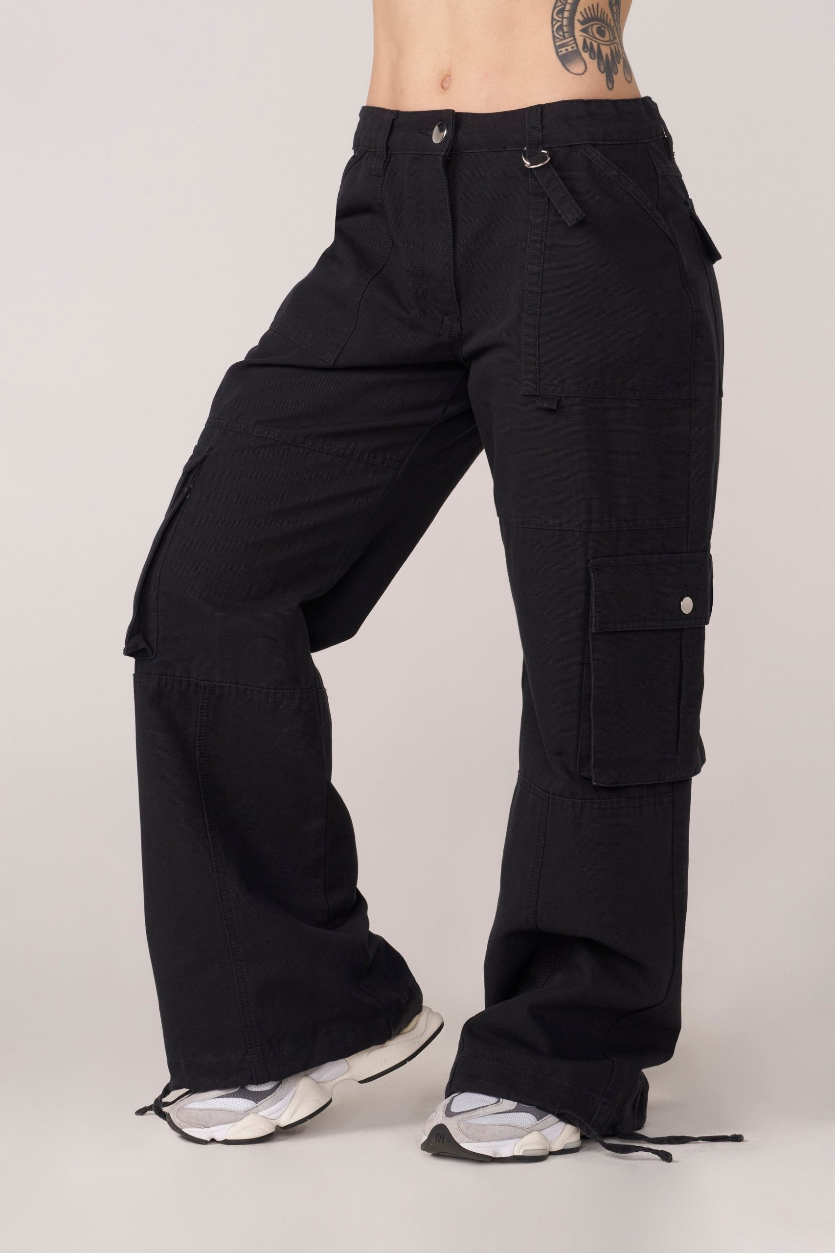 W259 LB Cargos - Image 8