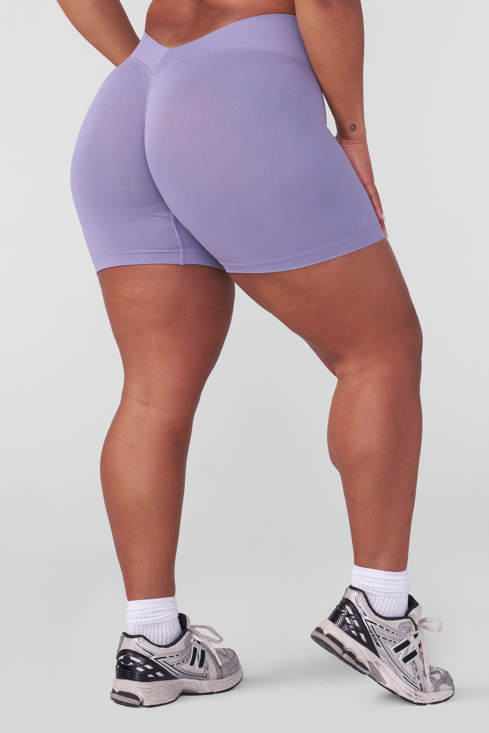 W165 Lift Seamless Shorts - Image 11