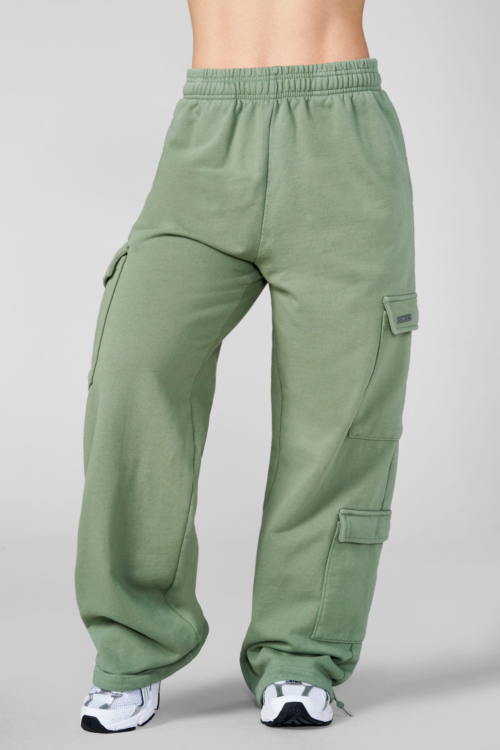 W2258 - Kove Cargo Joggers - Image 7
