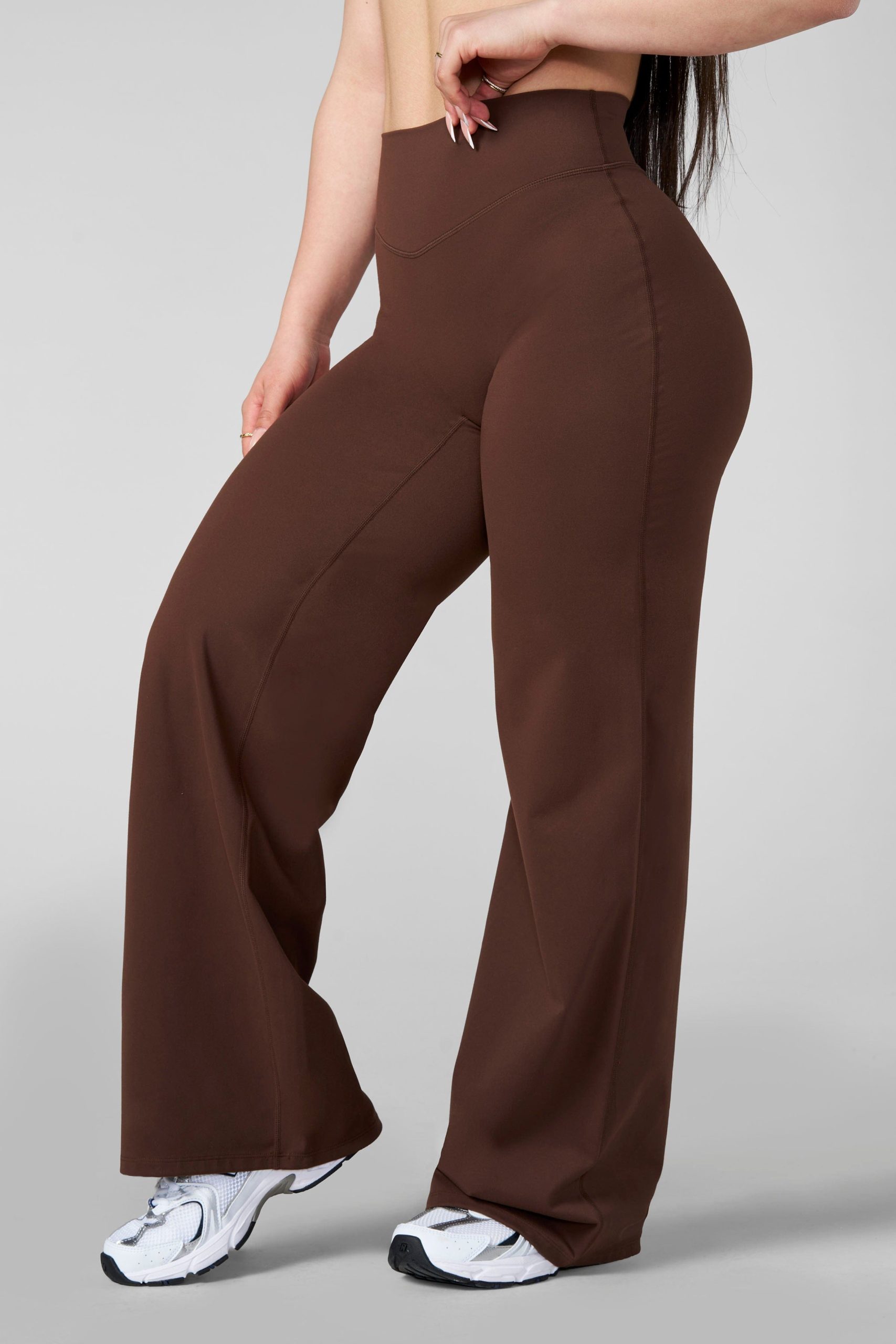 W2289 - Kove Wide Leg Flare Leggings (Short) - Image 9