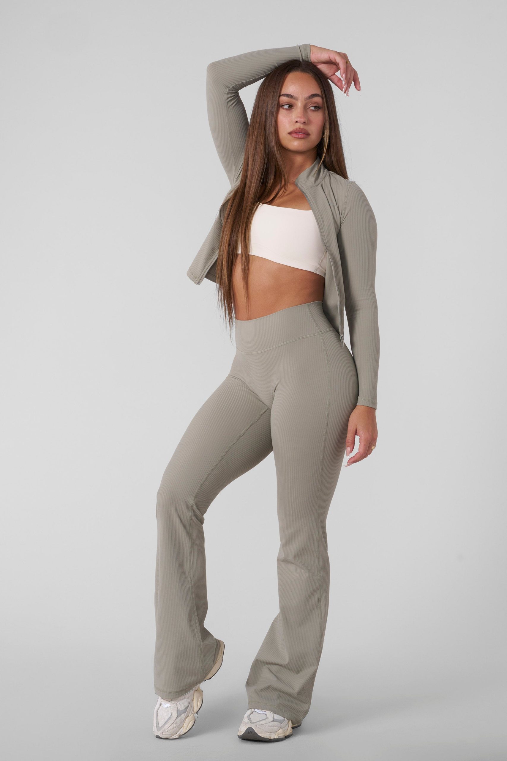 W269 Luna Flare Leggings - Image 3