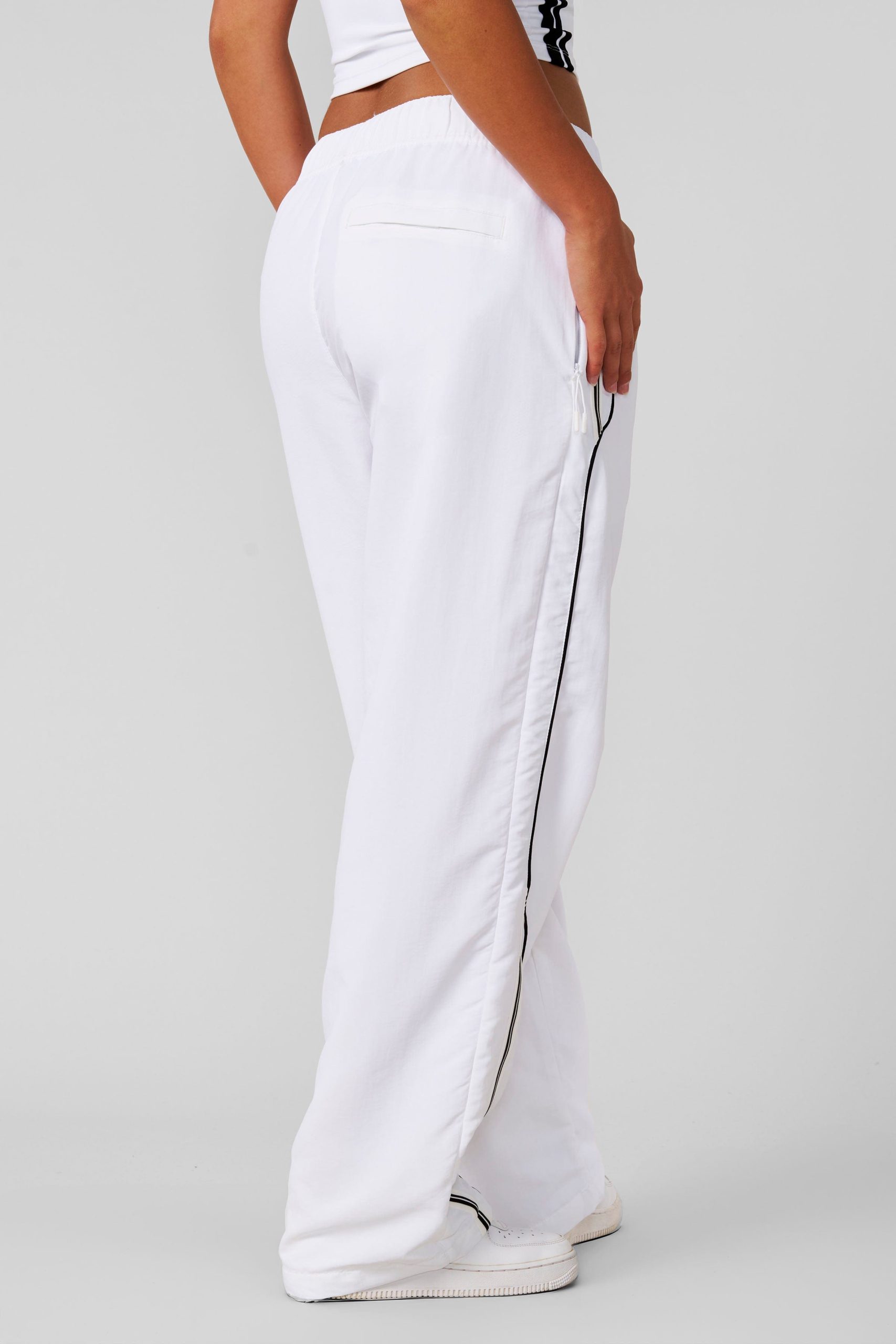 W204 - Drift Track Pant - Image 2