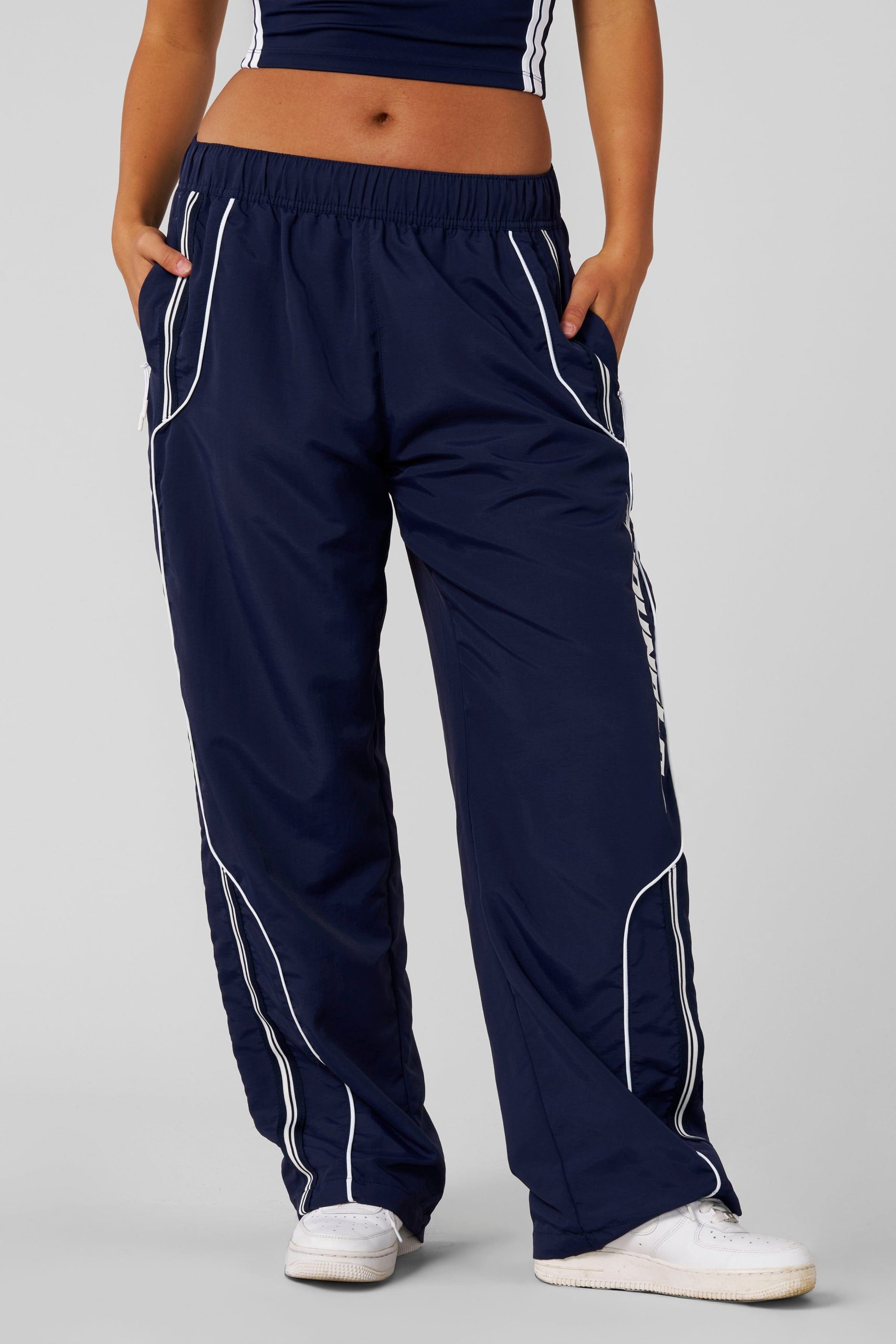 W204 - Drift Track Pant - Image 8