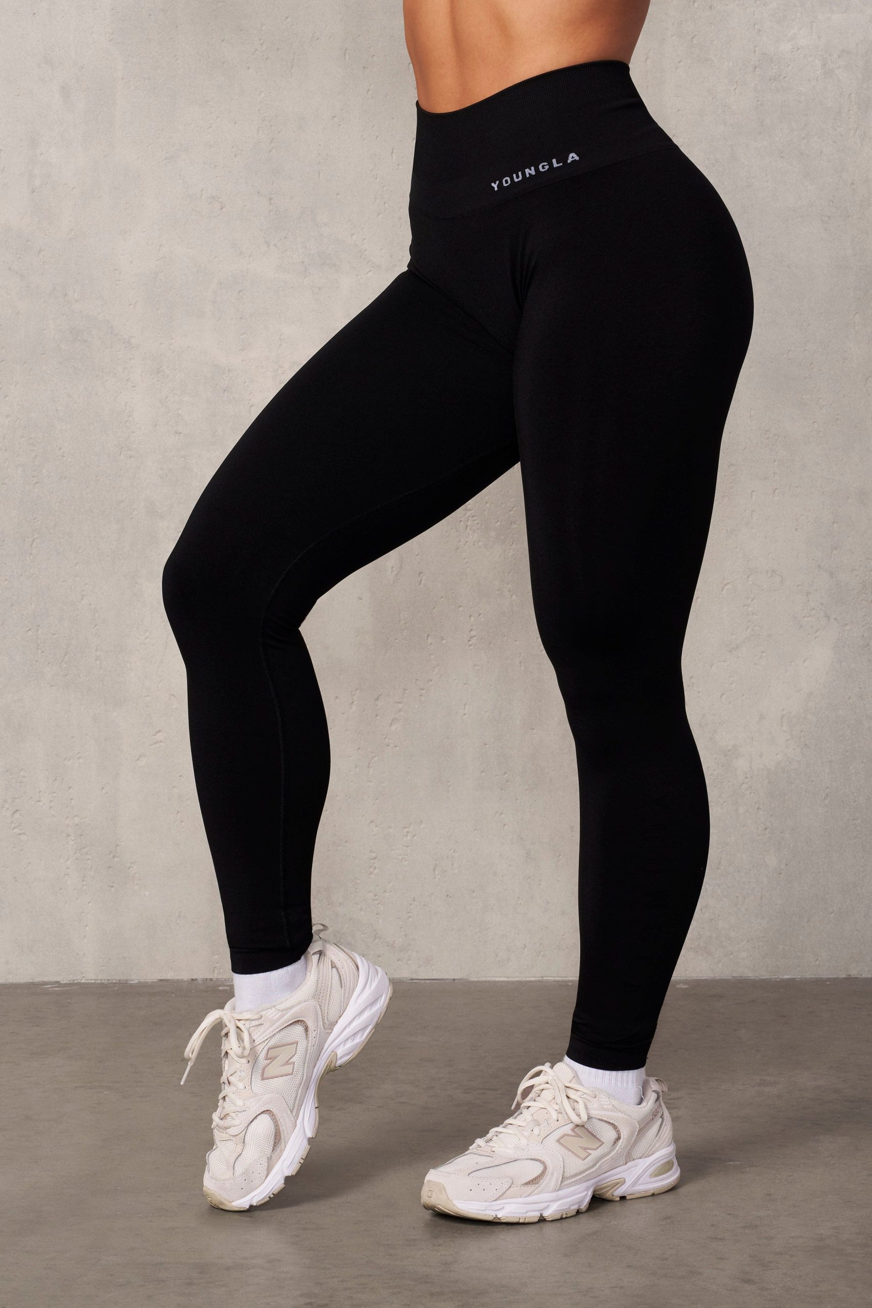 W220 - Core Seamless Leggings - Image 23
