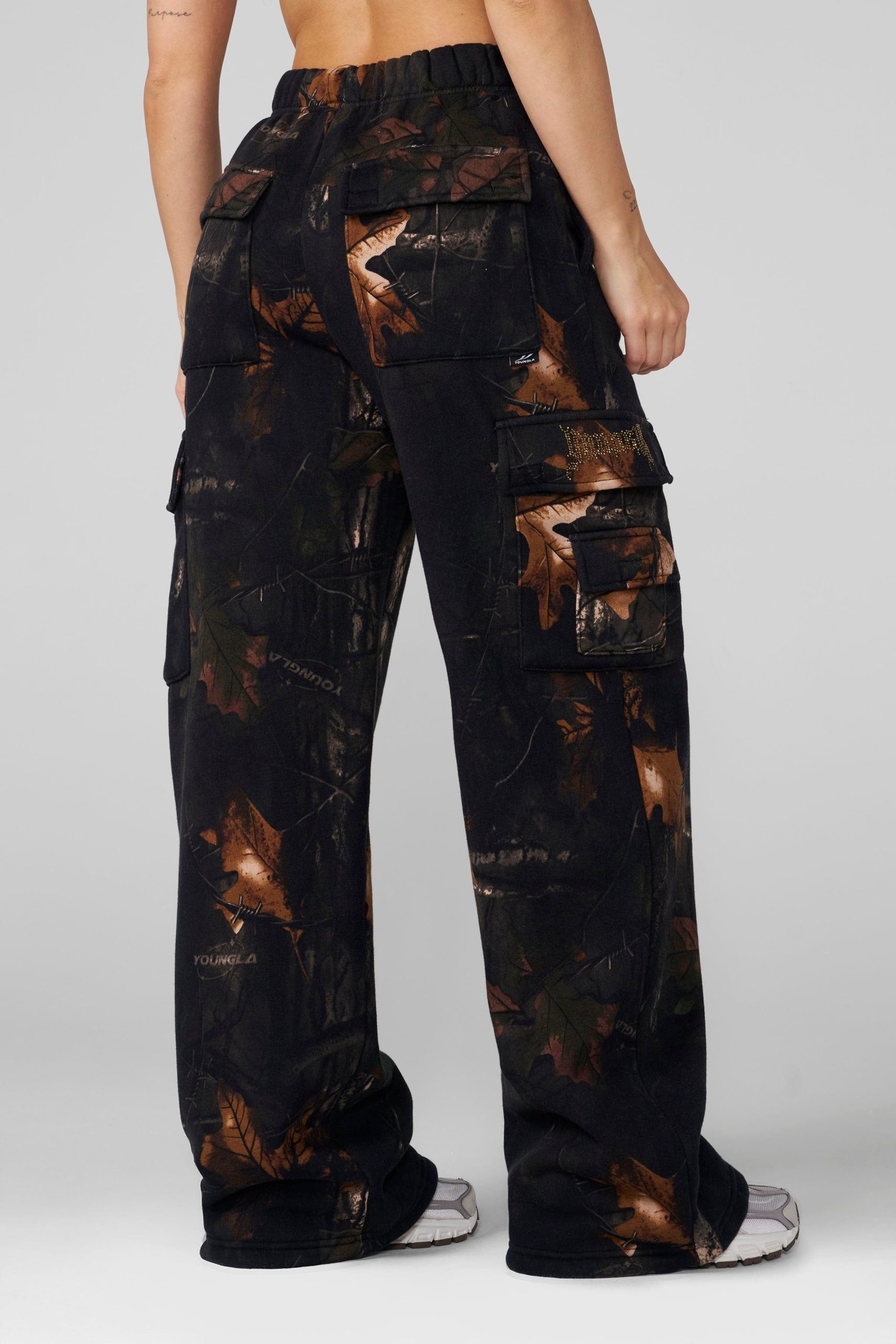 W2230 - Camo Cargo Joggers - Image 7
