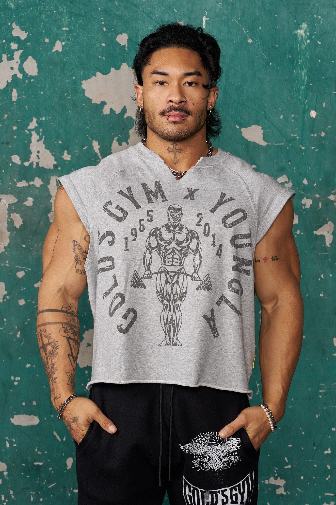 5069 - Golds Gym Vintage Cut Offs - Image 6