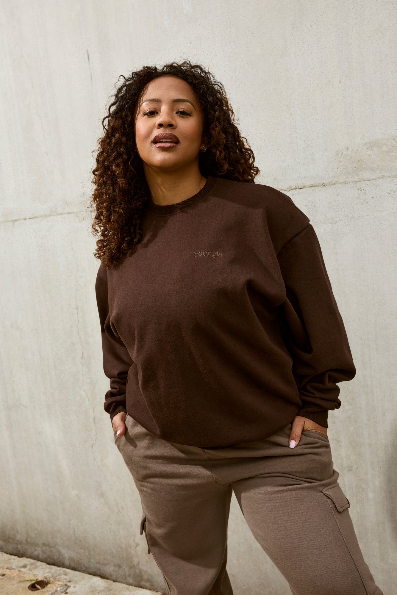 W557 Classic Crewneck - Image 10