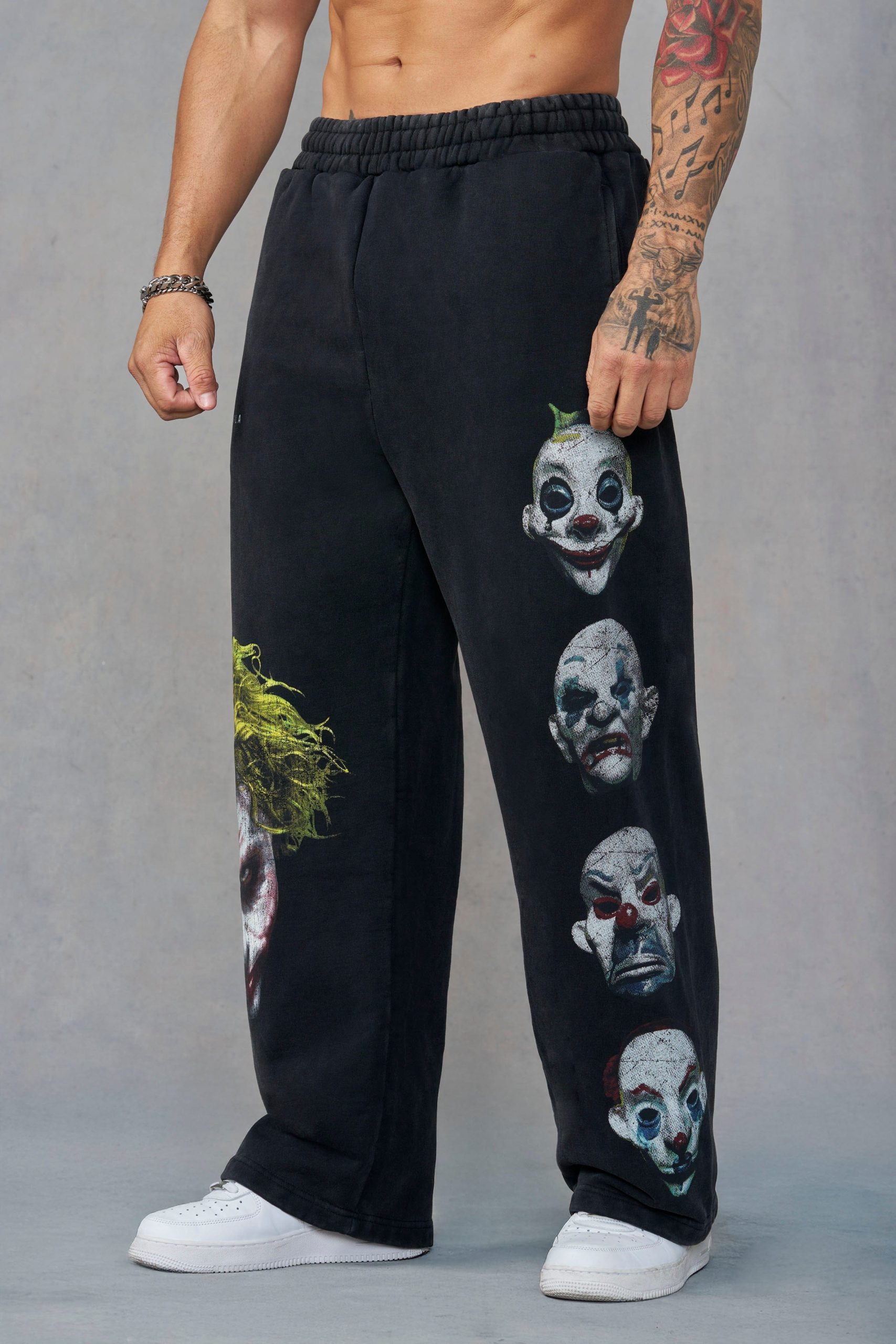 2158 - Batman Legends Joggers - Image 8