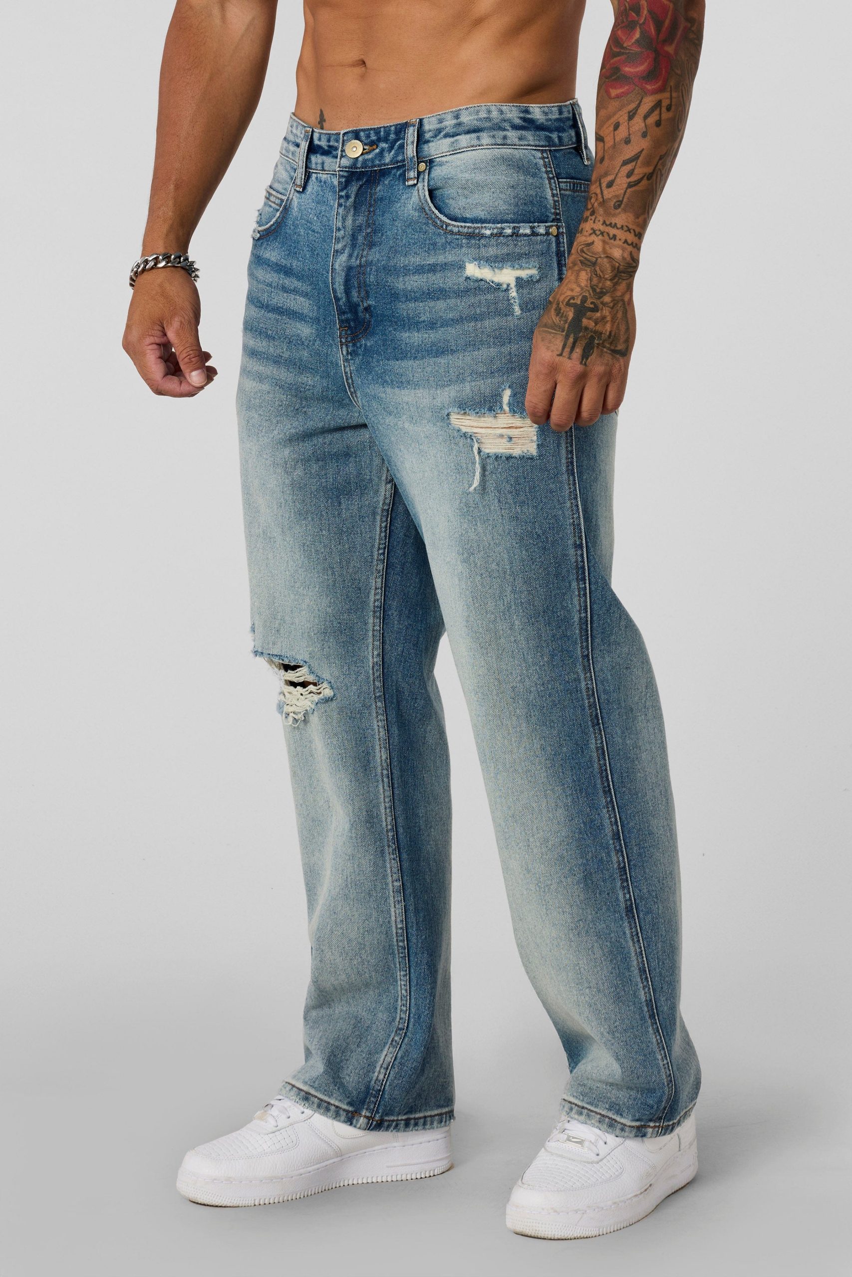6025 - Straight Fit Ripped Jeans - Image 2