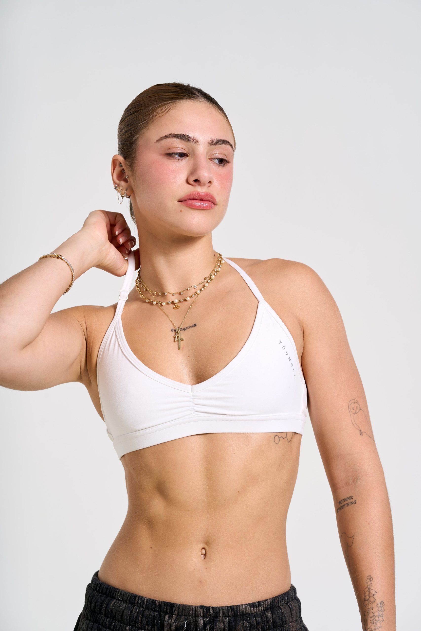 W335 URBAN V-NECK BRA Fall 24' - Image 3