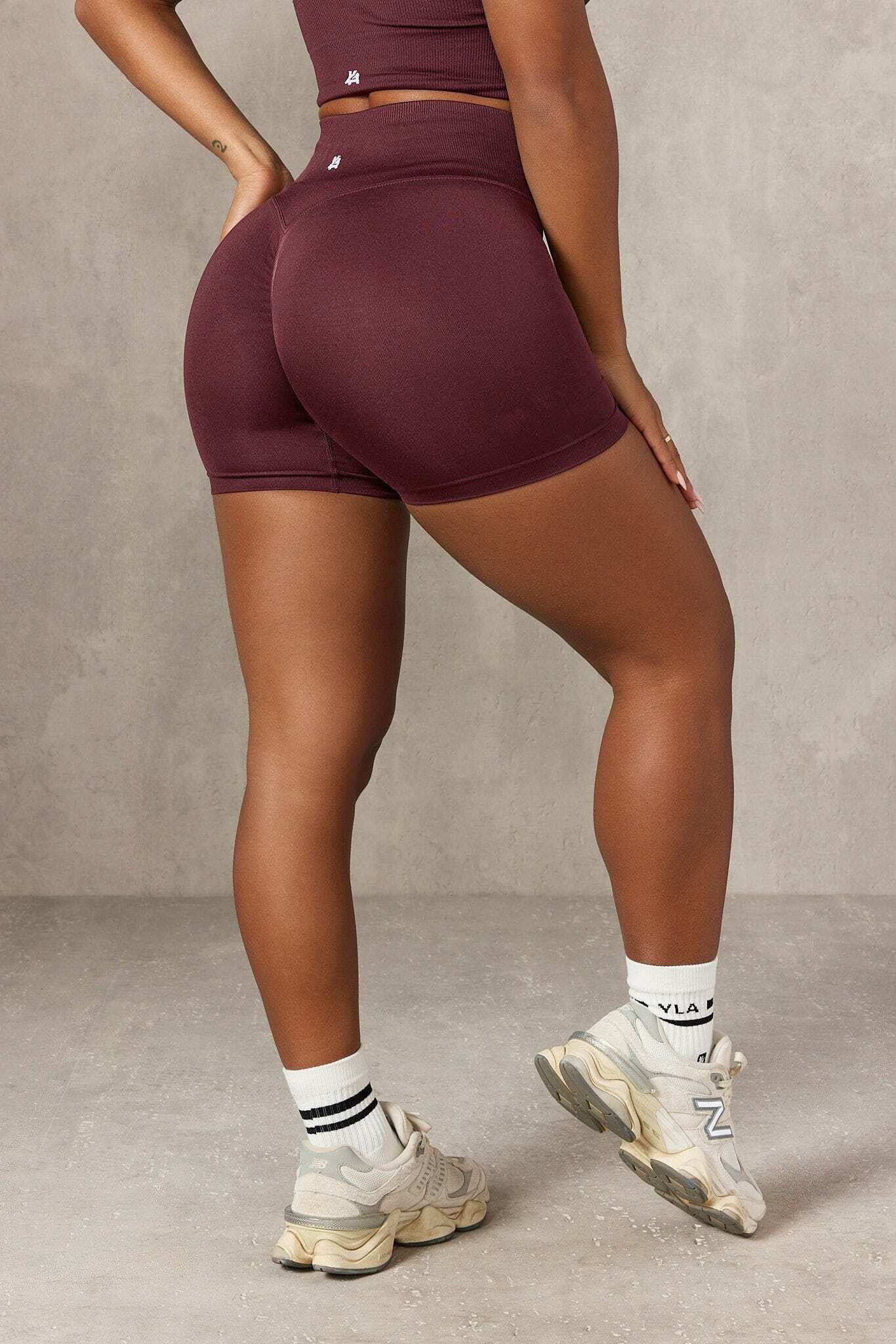 W128 Legacy Seamless Shorts - Image 9