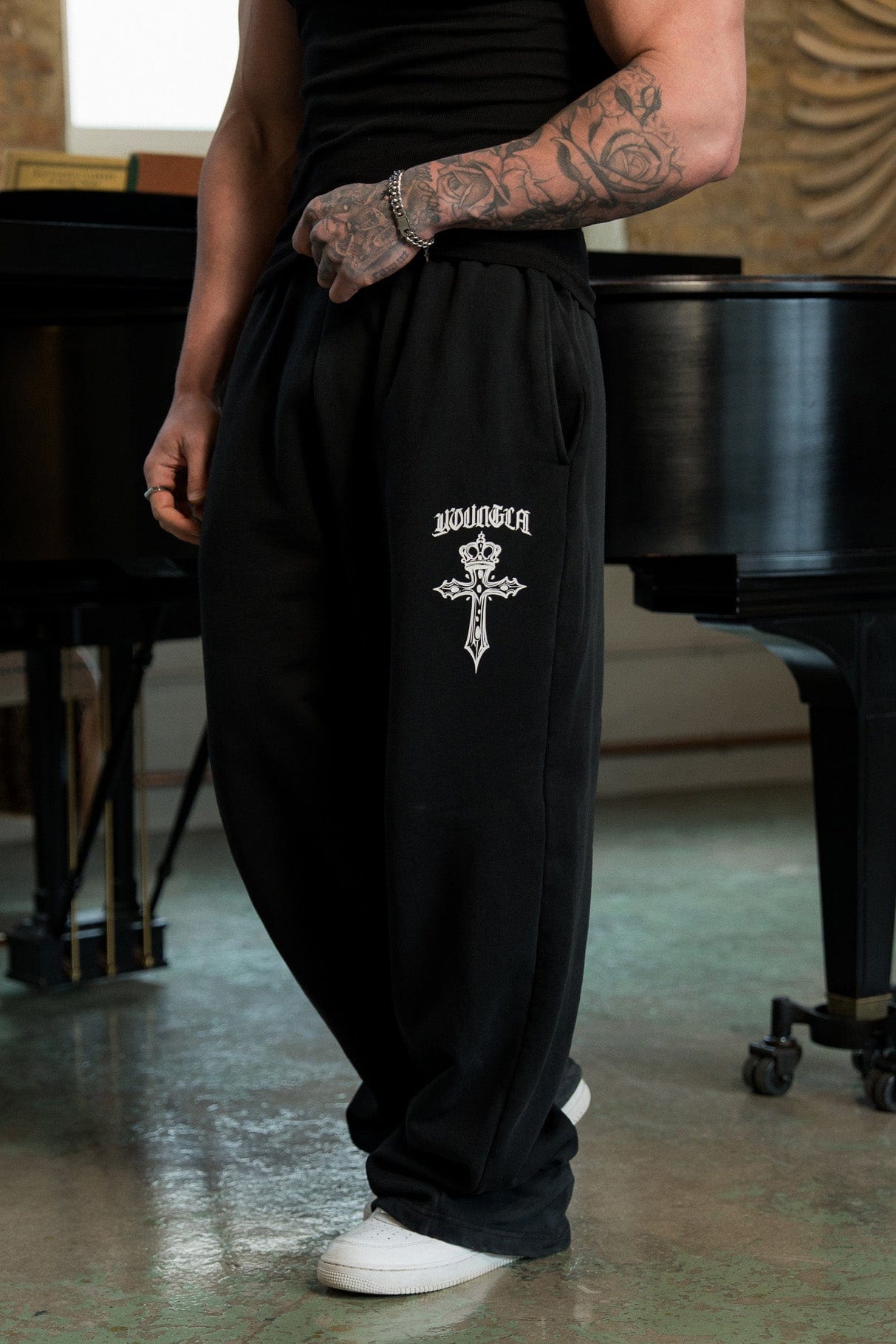 2009 - Faith Sweats - Image 3