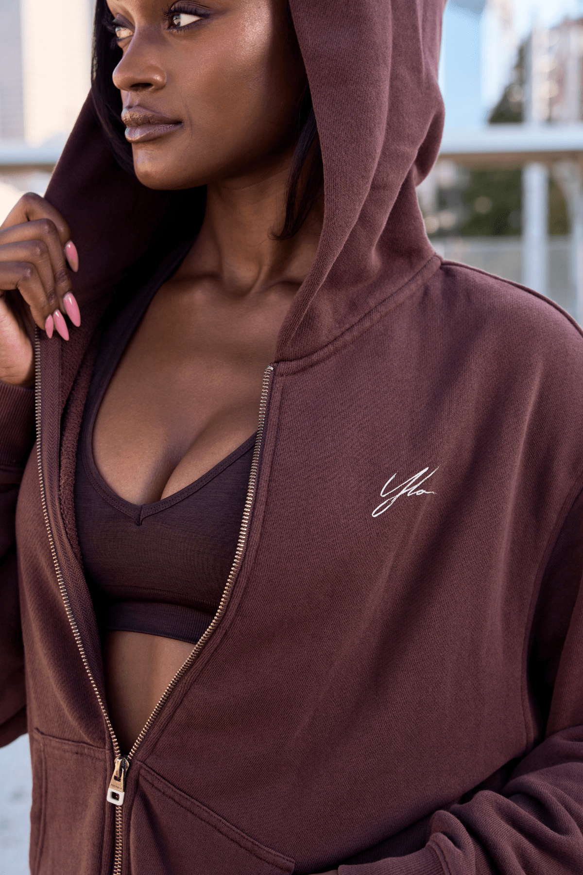 W519 - Emblem zip up hoodie - Image 2