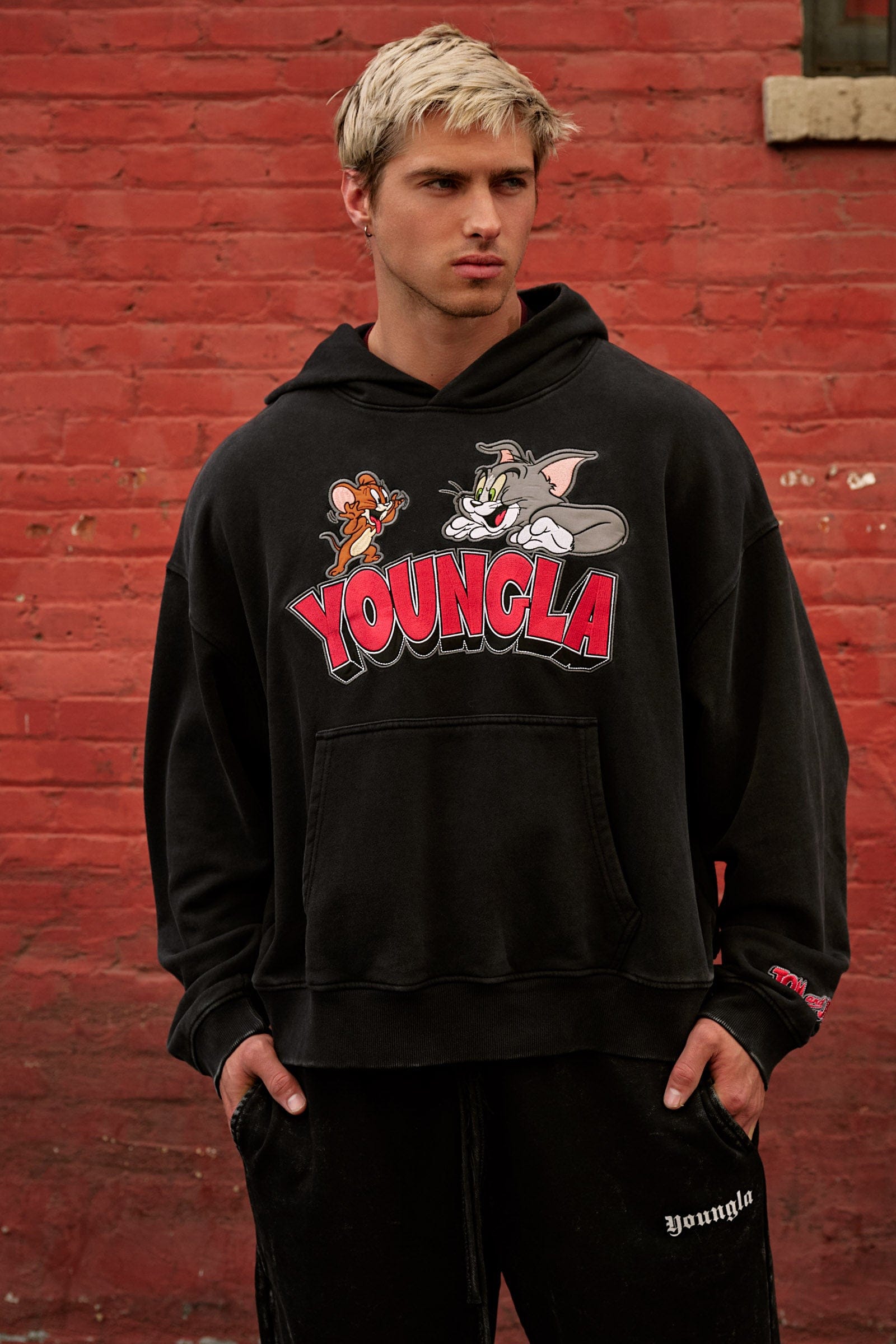 5047 - Tom & Jerry Pullover - Image 2