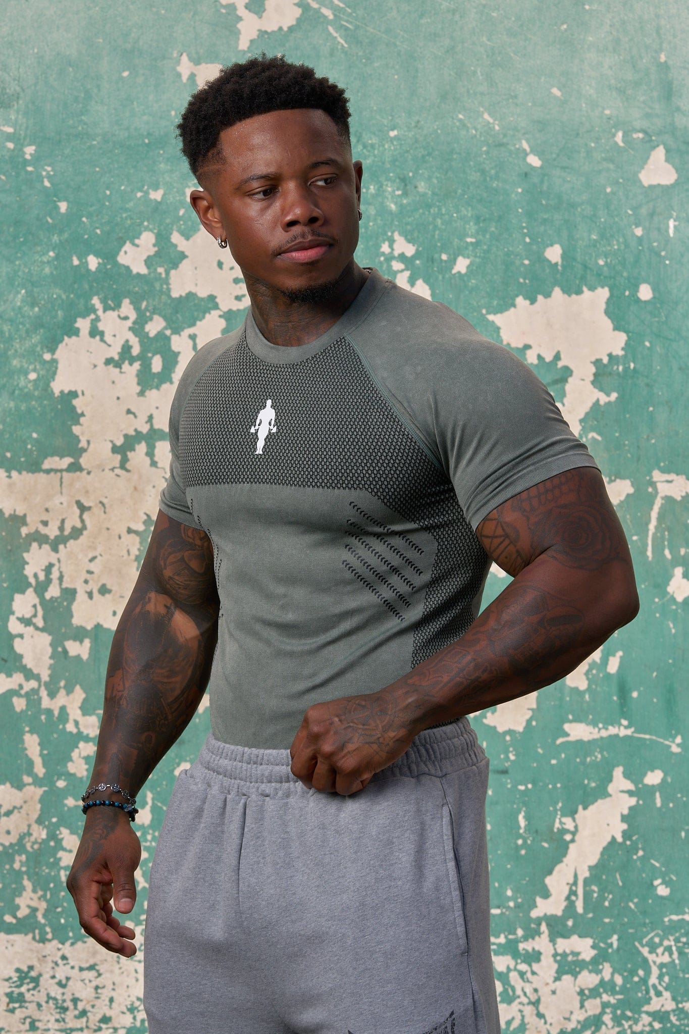 4286 - Gold's Iron Legacy Compression Tees - Image 9
