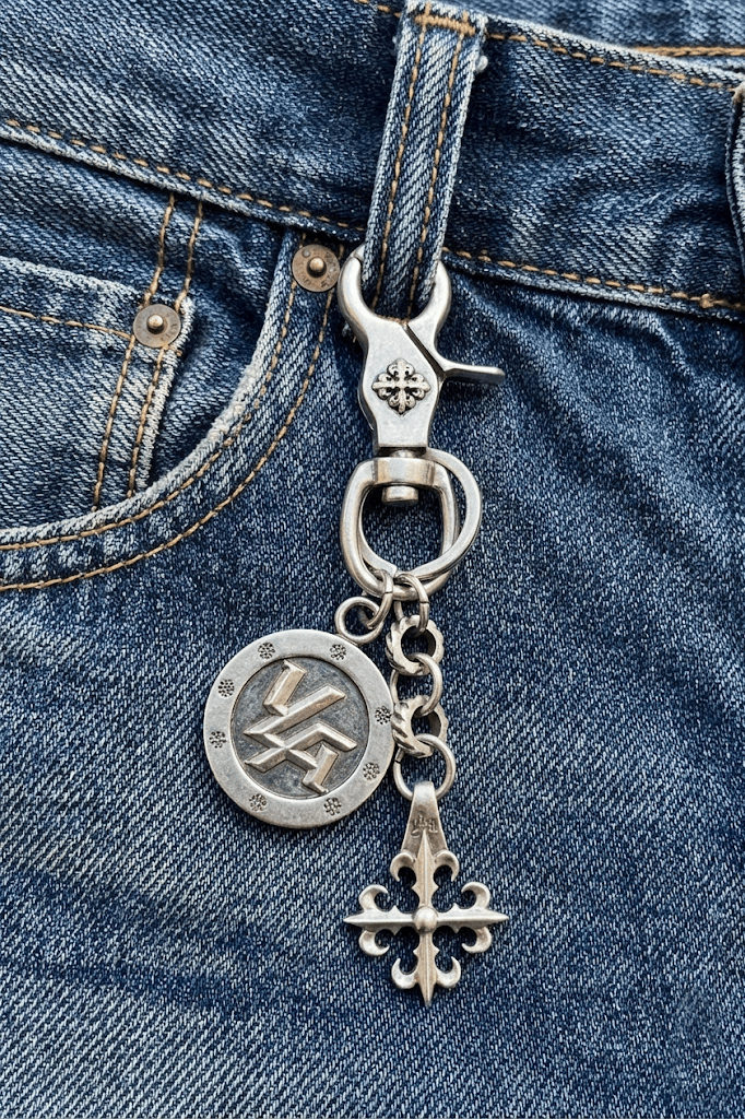 9109 - Vault Keychain - Image 2